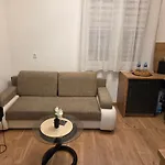 Lenka Apartment *