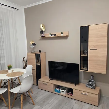 Lenka بييلسكو بياوا